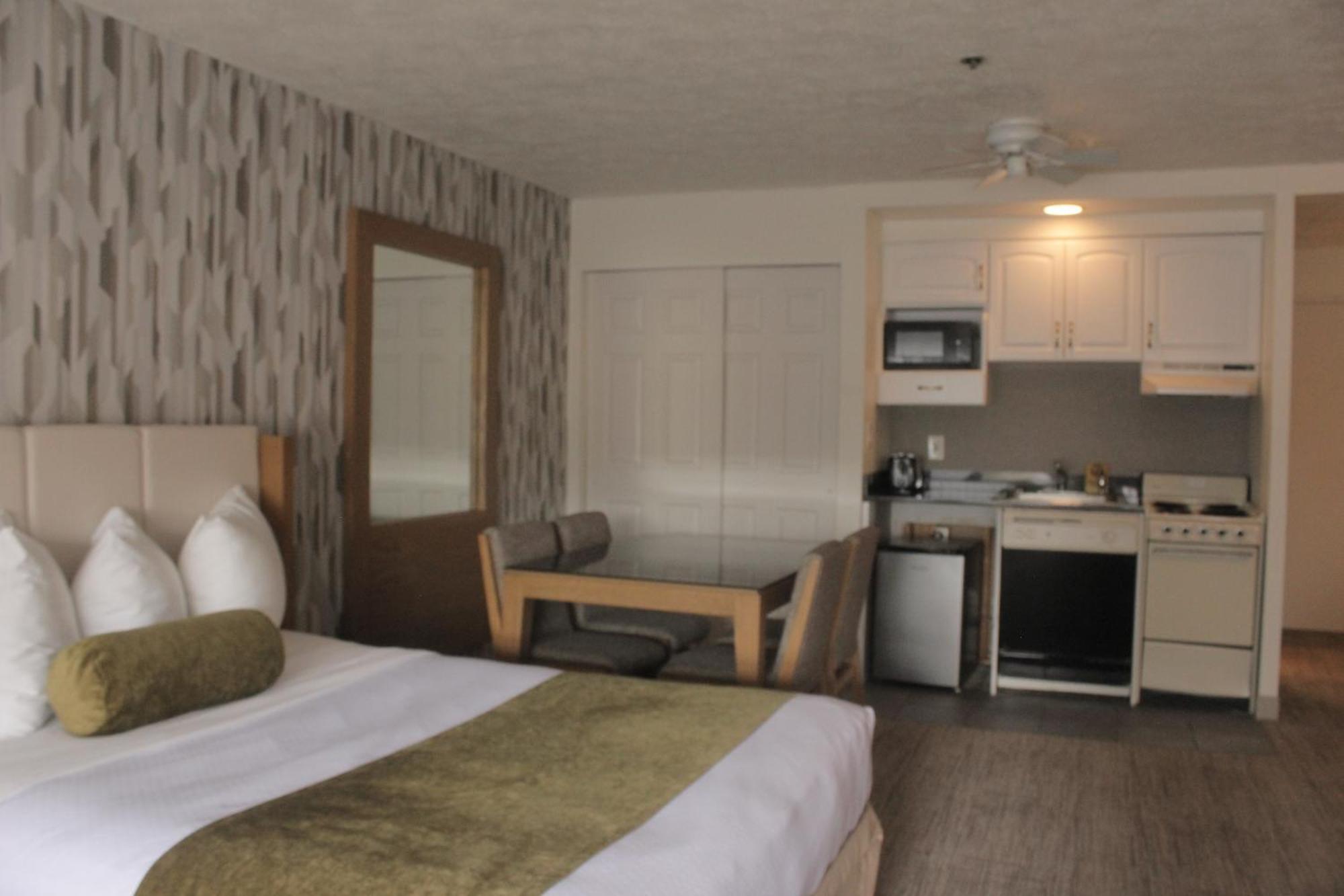 Split Rock Resort Lake Harmony Ngoại thất bức ảnh